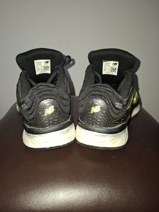 Adidași Fresh Foam NB