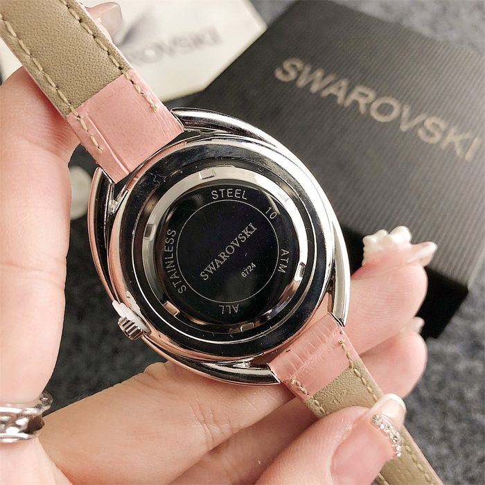 Дамски ръчен часовник Swarovski с кожена верижка