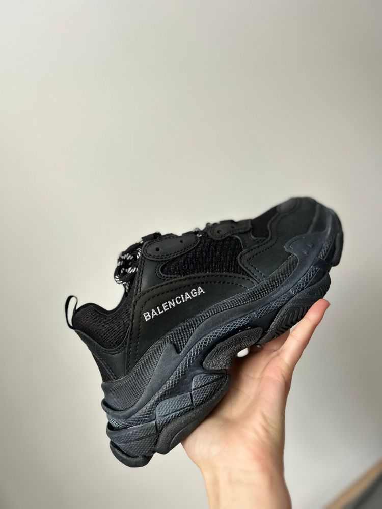 Balenciaga Triple S