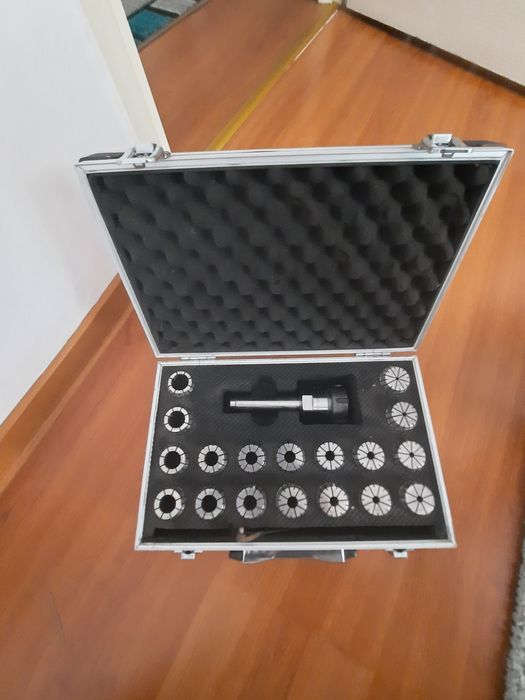 Vând set bucșe elastice ER32, 2-20 mm MK3