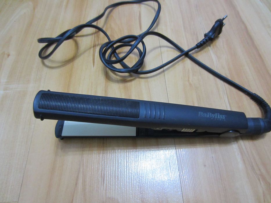 Placa de intins parul BabyLiss C96a Titan+ceramica 230°C - ieftina