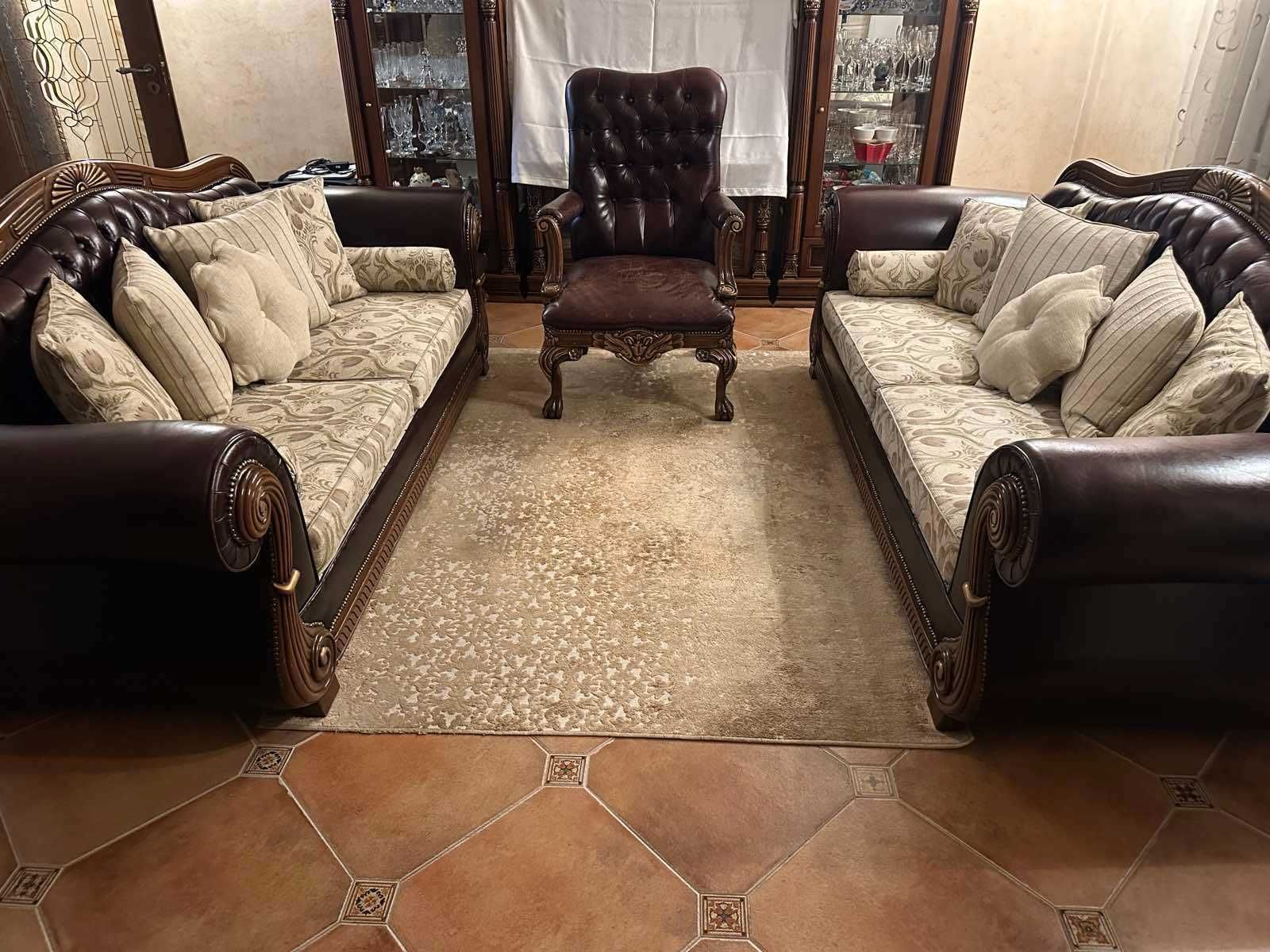 Продавам холова гарнитура