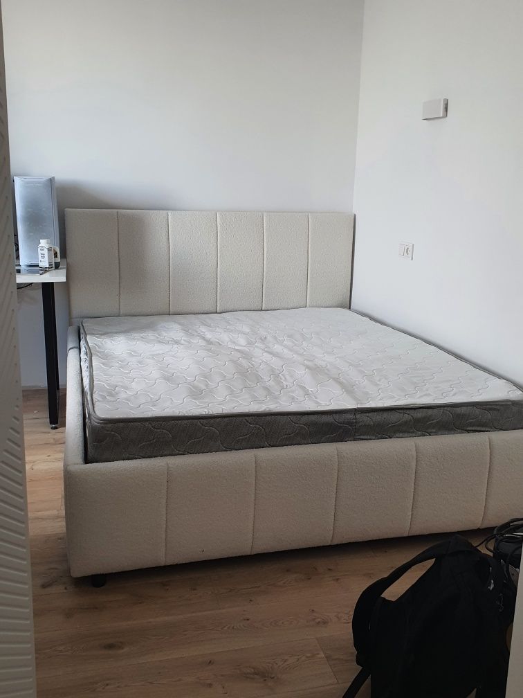 Продается новая кровать с матрасом