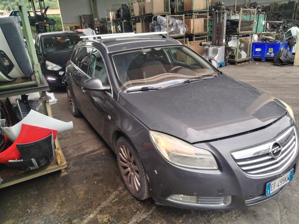 Opel Insignia/Опел Инсигния 2.0 CDTI 2011 г