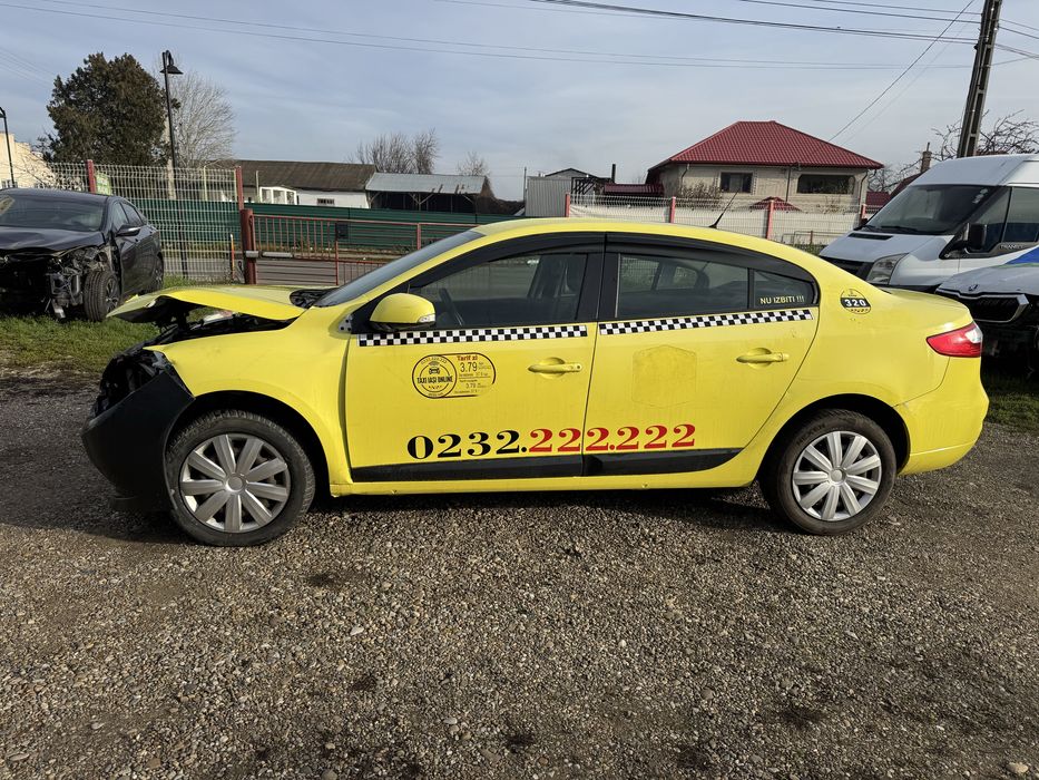 Dezmembrez Renault Fluence 1,6 benzina EURO 6 cod motor H4M 2010-2016