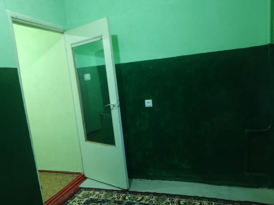 1 xonali kvartira sotiladi yoki obmen