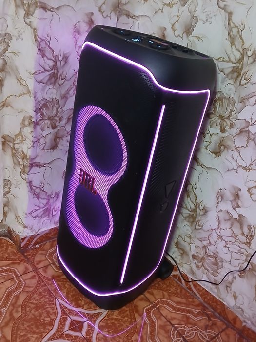 JBL partybox ultimate