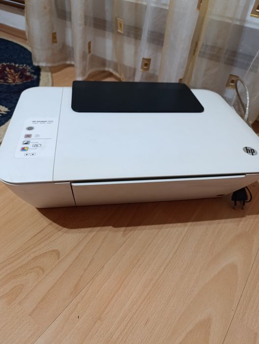 Imprimanta DeskJet 1510 All-in-One.