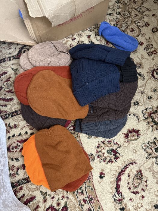 Продам шапки оптом