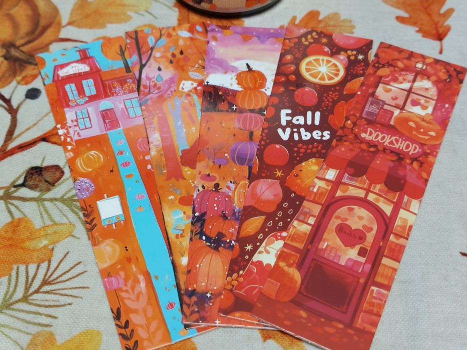 Кутия с тематика от книгата "Кафене "Пъмпкин спайс"