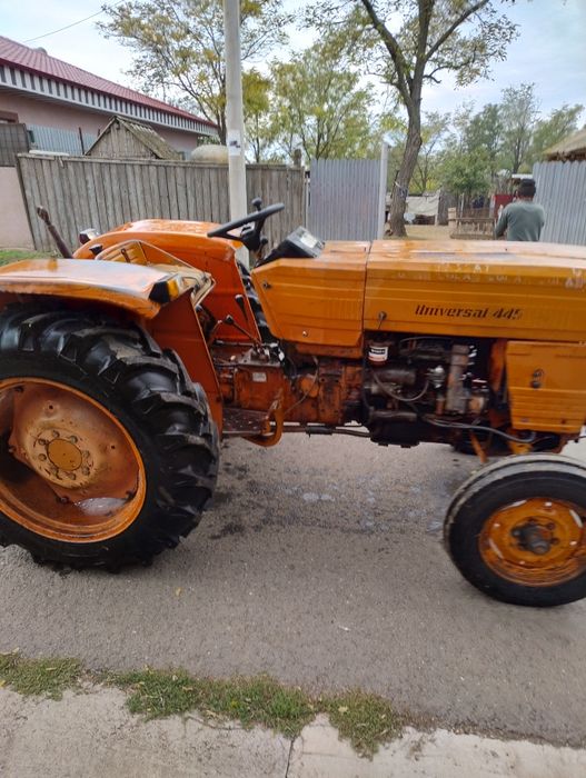 Tractoraș Universal U445