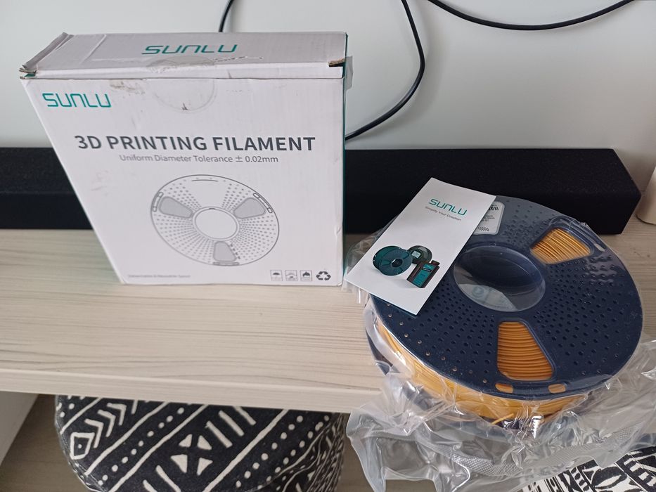Filament pentru imprimantă 3D!
