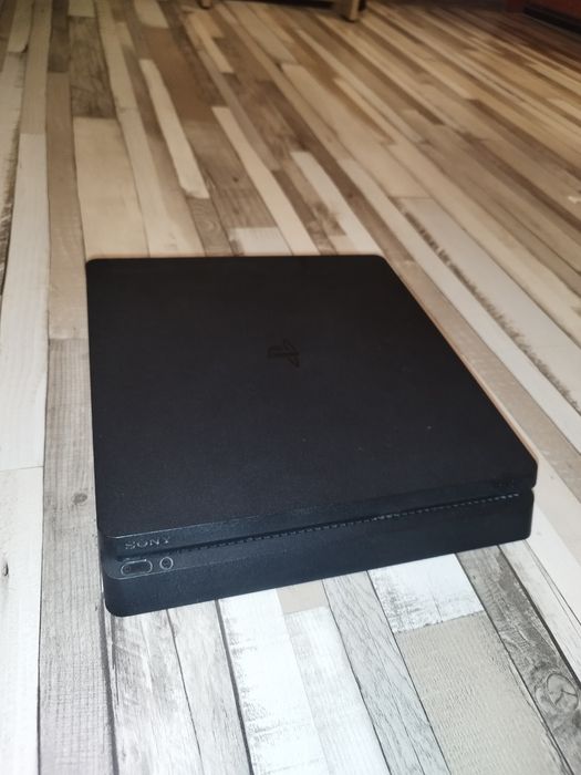 PlayStation4 500GB с джойстик