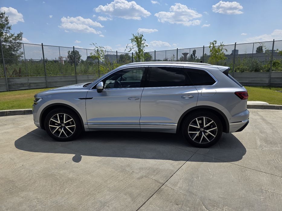 VW Touareg 3.0TFSI PLUG-IN Hybrid 462HP