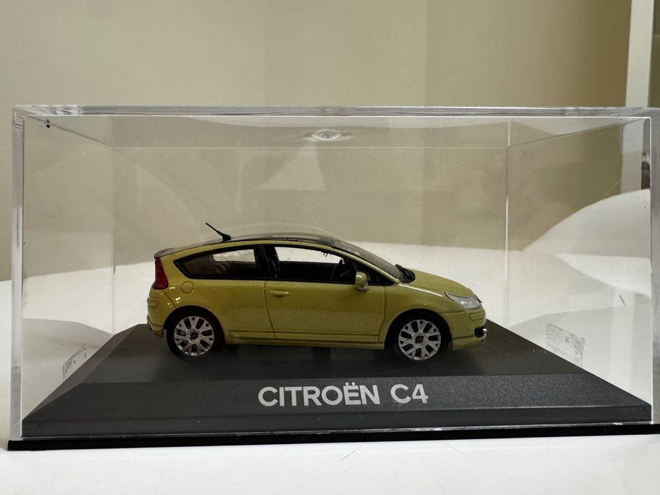 Macheta Citroen C4 Coupe 2005 Norev