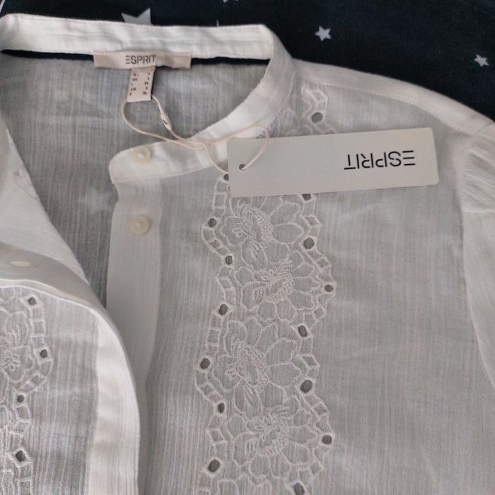 Дамска риза ESPRIT, нова, с етикет, с бродерия. Размер л