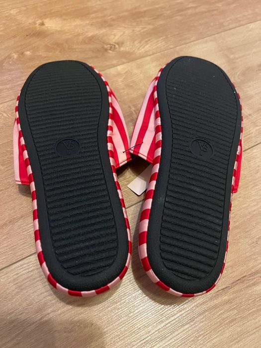 Papuci noi Victoria’s Secret