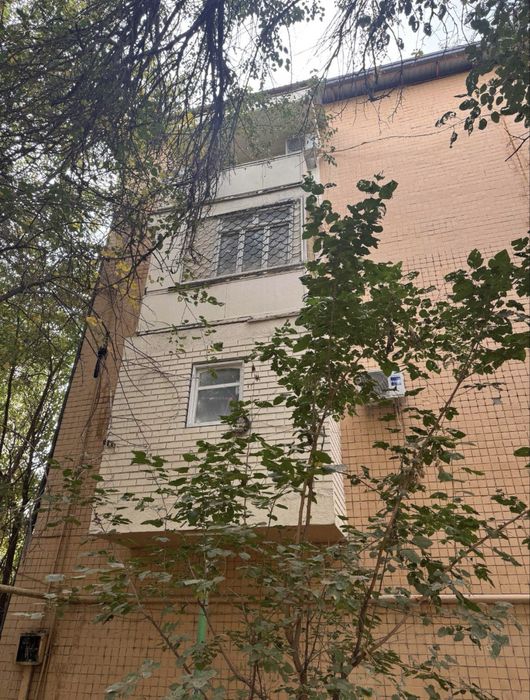 Ц15 продается квартира 2/3/4 ориентир метро гафур гулям