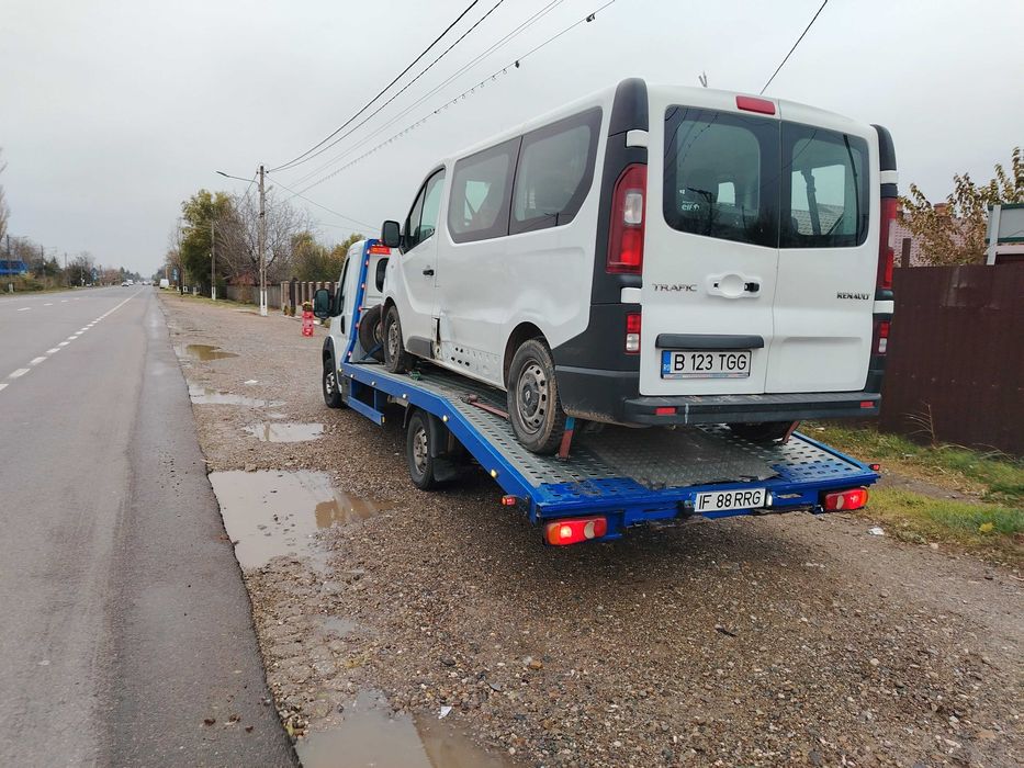 Platforma auto transport tractare recuperator auto asistenta rutiera