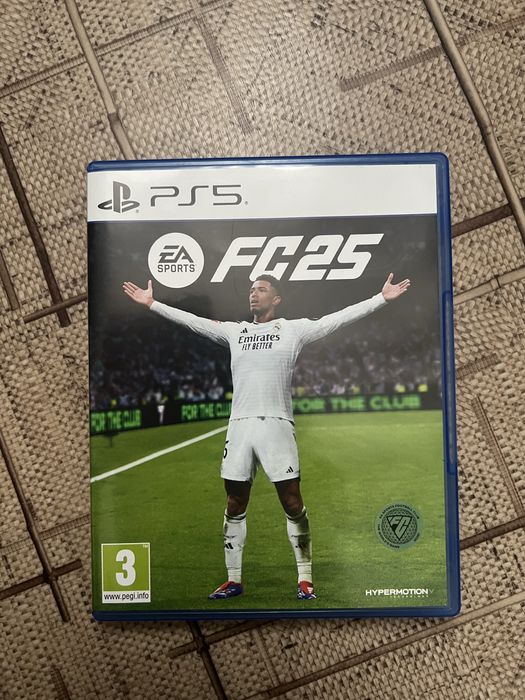 Фифа 2025 почти новый