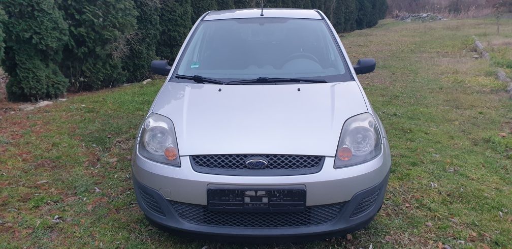 Ford Fiesta 1.3i, an 2006, Euro 4