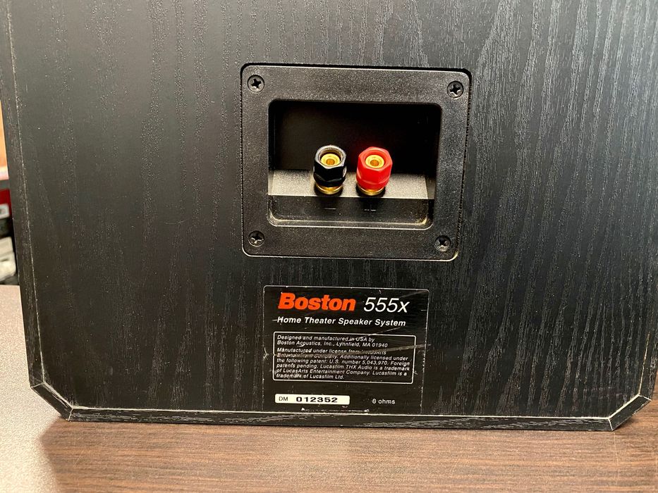 Тонколони Boston Acoustics