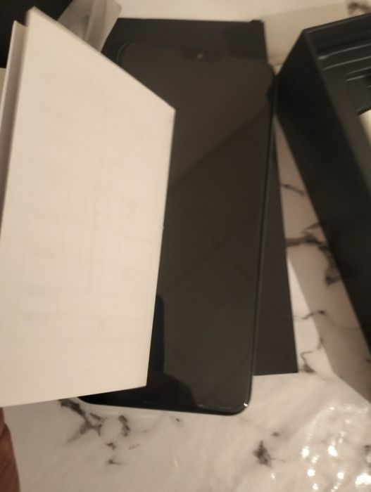 Huawei p 80  в хорошем состоянии