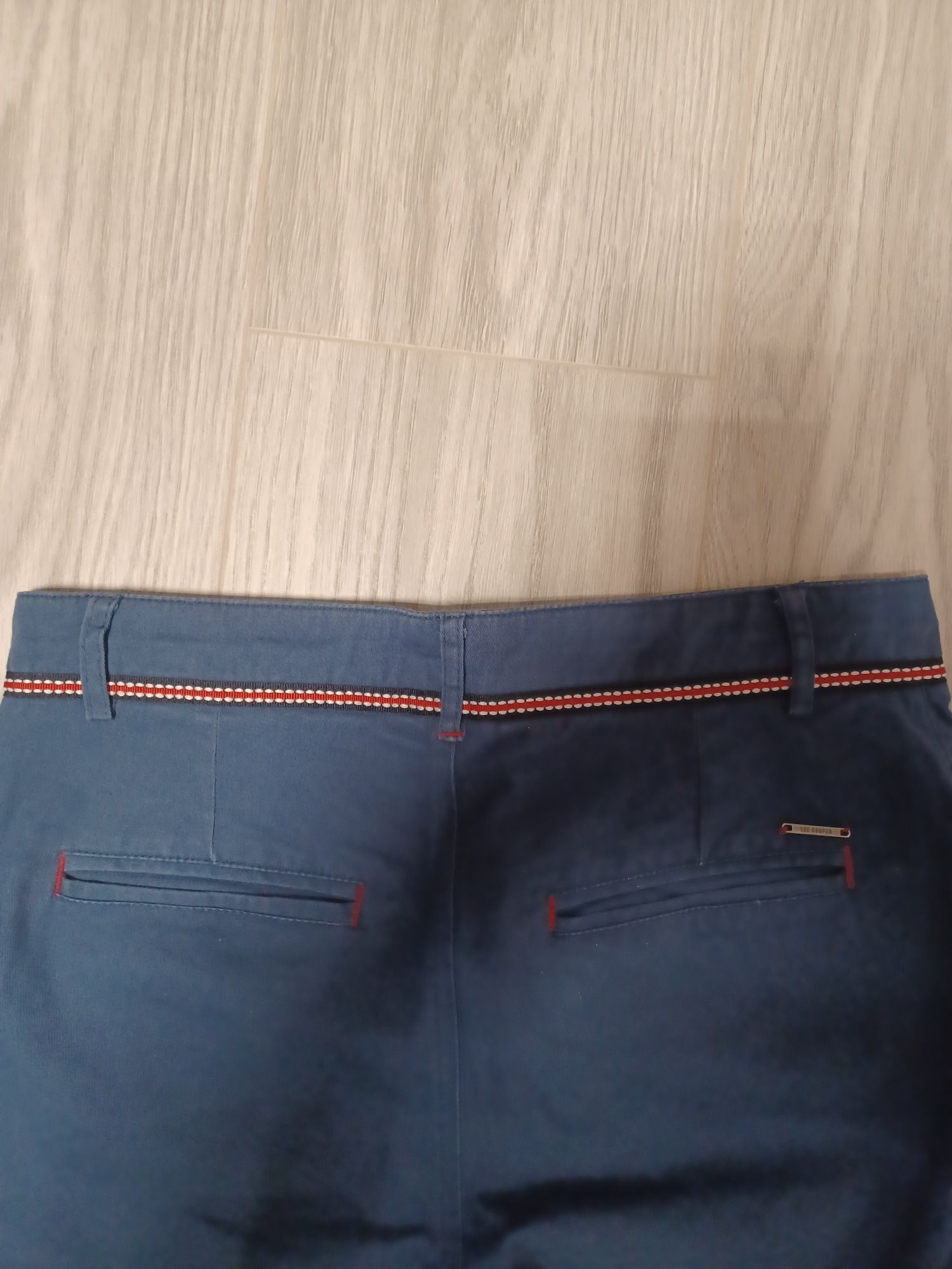 Pantaloni de zi Lee Cooper