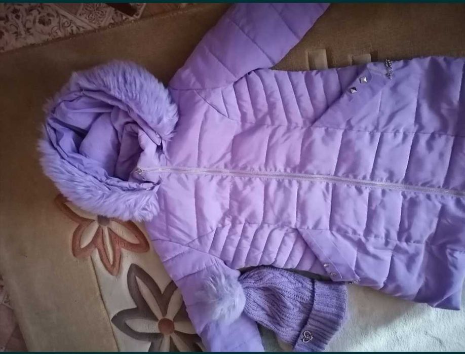 Куртка и шапка тёплые