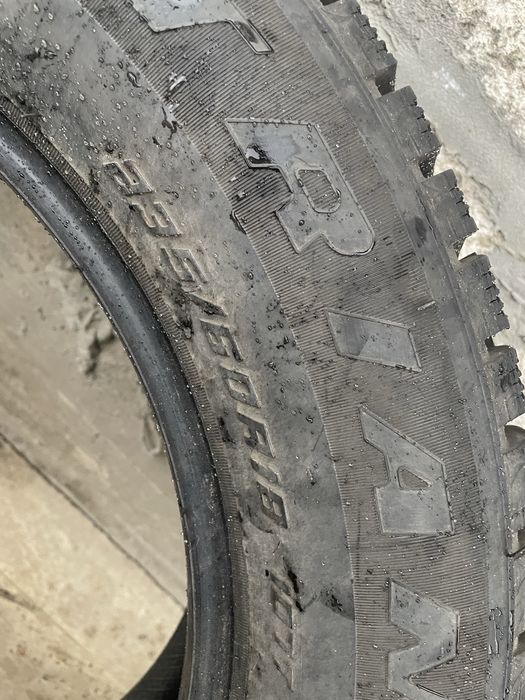 Шины треанджл  зимние с шипами 235/60/₽16