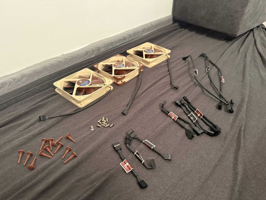 Case Fans 2x Noctua NF-P12 PWM + Noctua NF-S12A PWM