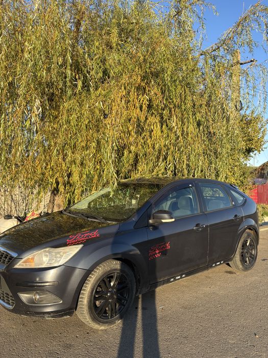 Se vinde ford focus 2