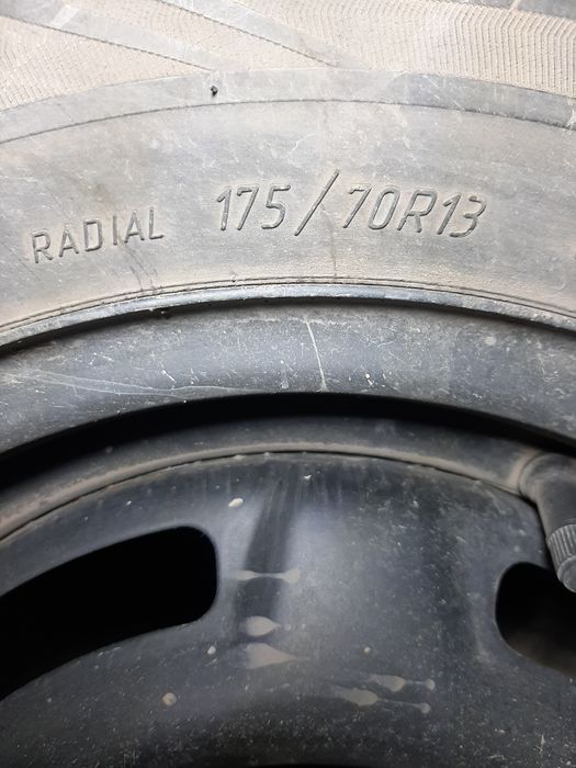 Резина зимняя 175 70 R13