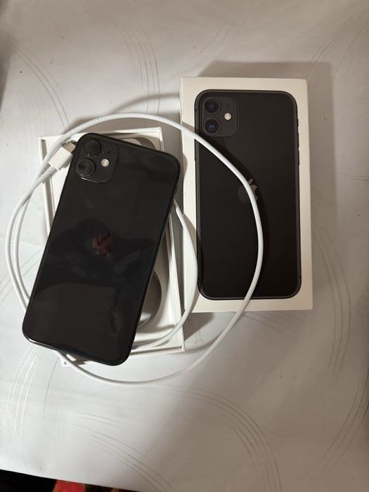 Айфон 11 в хорошем состояний