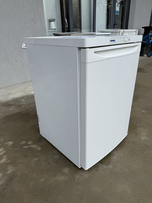 Малък  фризер Либхер