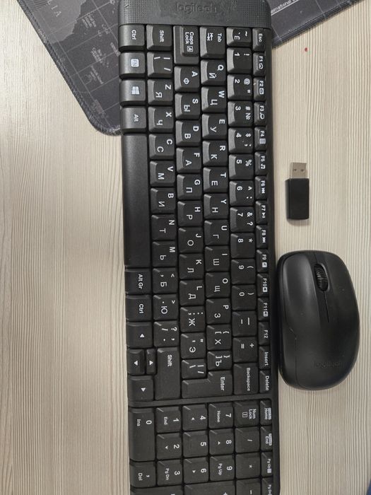 Клавиатура логитеч вместе с мышкой