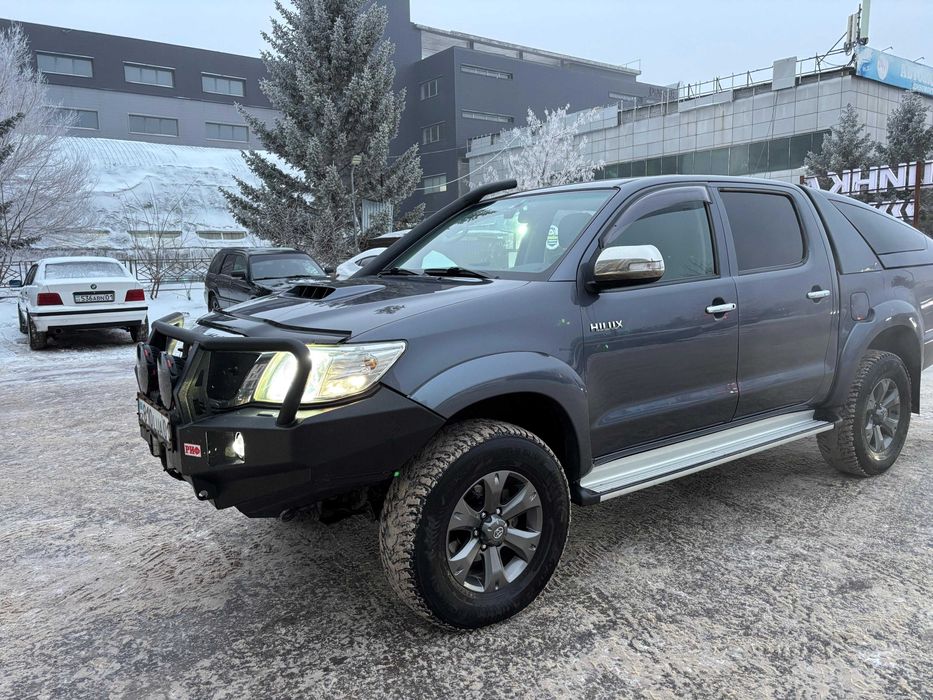 Продам Toyota Hilux