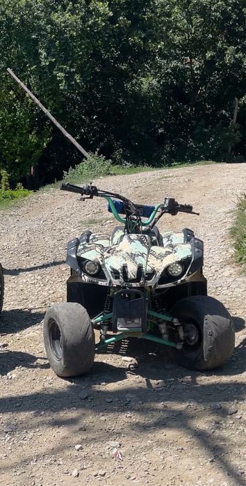 Vand atv 125cc in stare buna