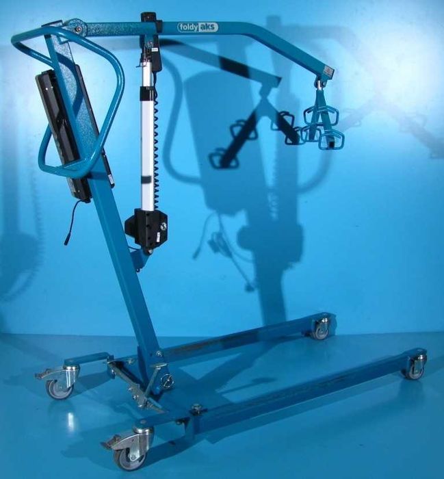 Macara pentru ridicarea si transportul pacientilor Aks Foldy