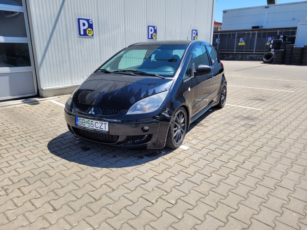 Mitsubishi colt CZT