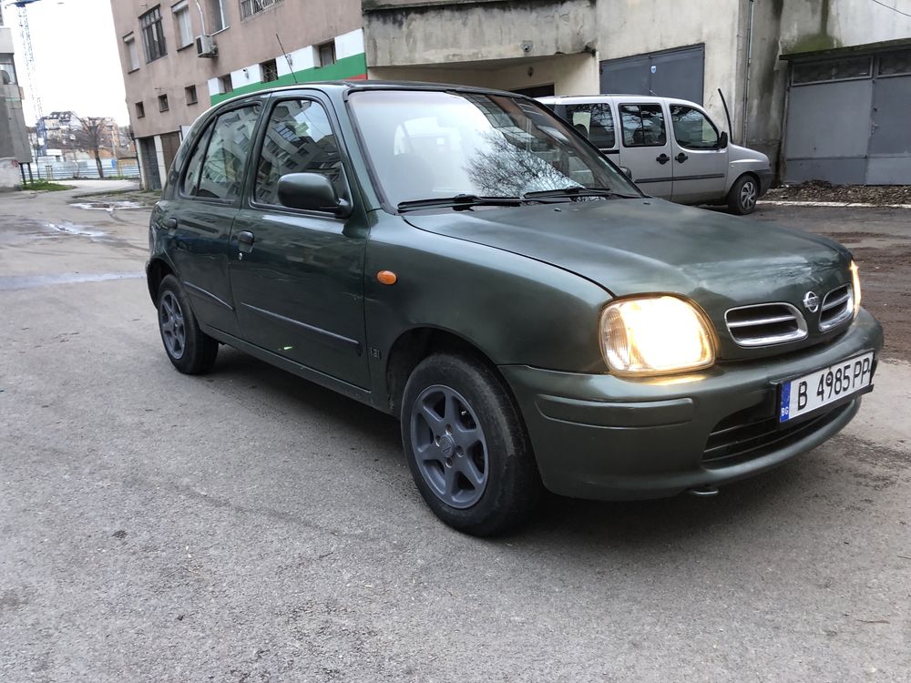Нисан Микра К11 ;1,3 бензин
