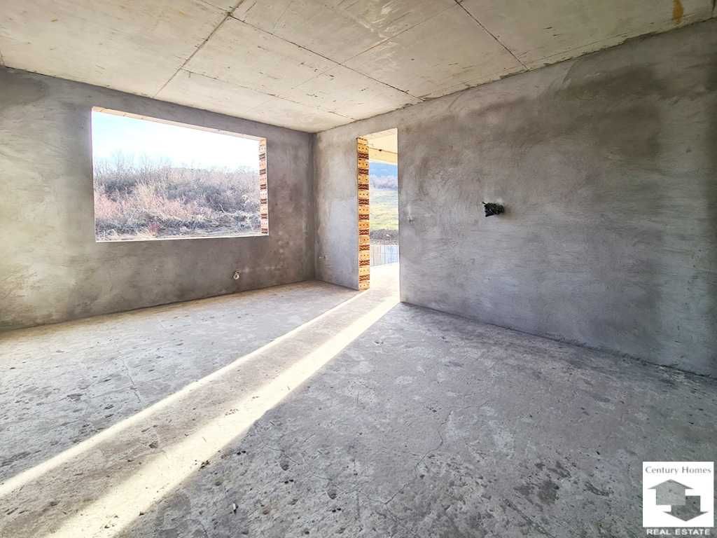 Продава се Къща в с. Пчелище, Област Велико Търново - 520 кв.м за 722 €/кв.м - Снимка #17