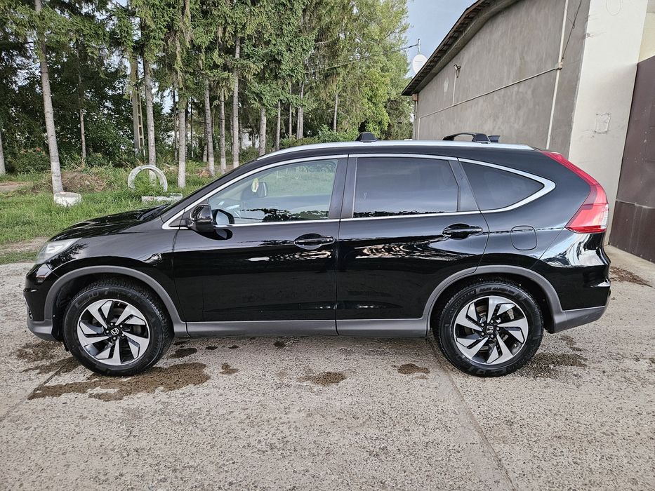 Vand Honda C-rv 2016, automata, 4x4 permanent, 298000 km.