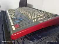 Mixer analogic cu 24 canale