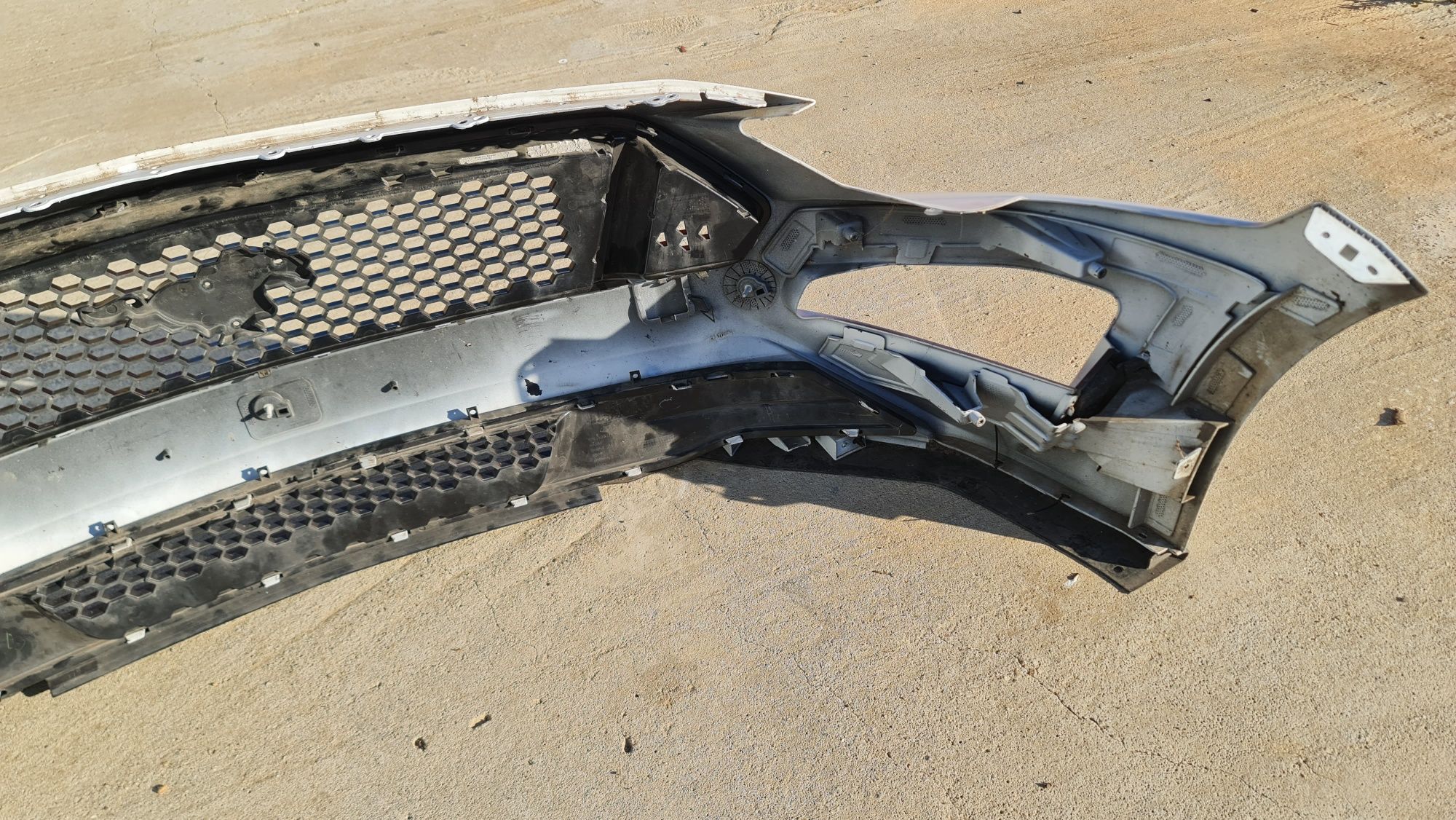 Spoiler bara fata grila completa Ford Mustang 6 VI facelift GT 6.0