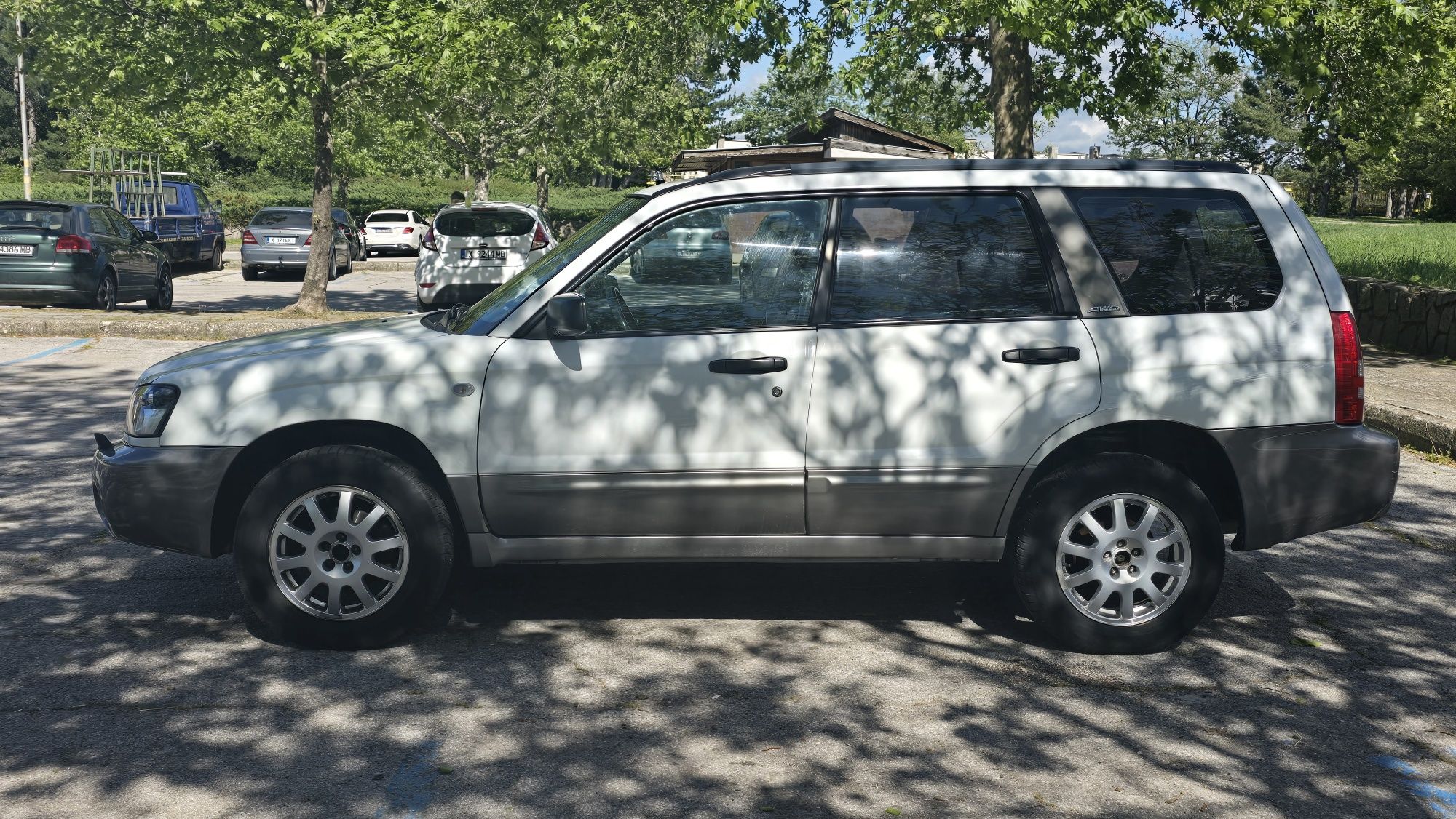Продавам Subaru Forester