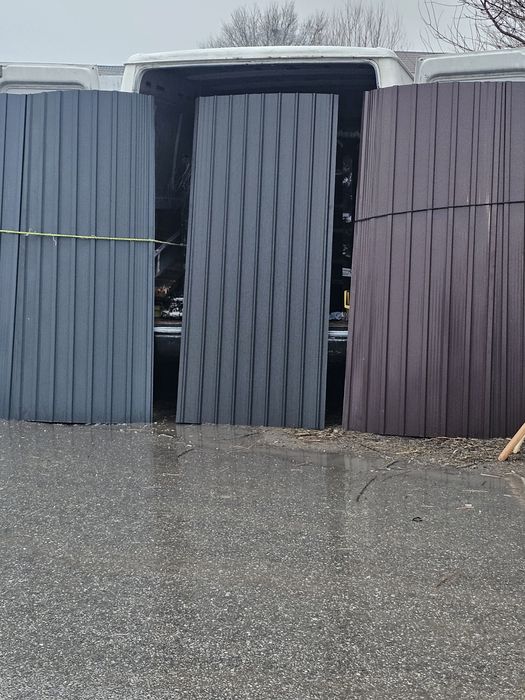 Vand tabla cutata zincata și color