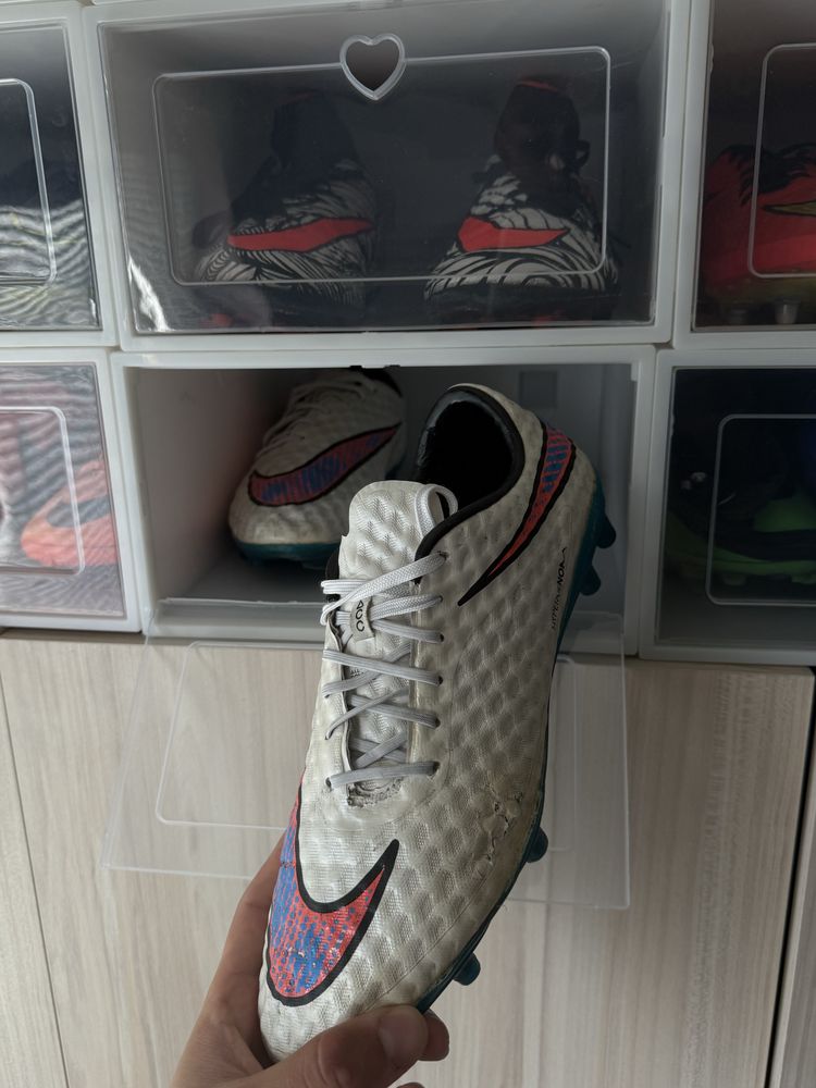 Бутонки hypervenom