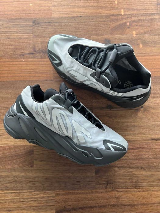 Adidas Yeezy 700 nr 44.5 originali