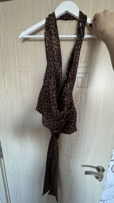 Нов halter top Zara leopard print